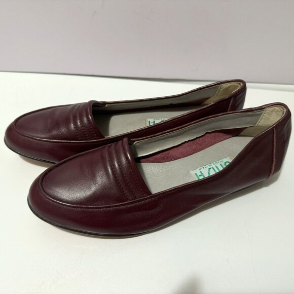 Unisa Womans Burgundy Slip-On Round Toe Leather Made in Italy Shoes 5.5B Preppy - Picture 2 of 9